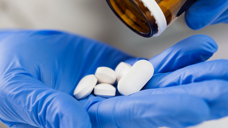 Dr. Yeung Ho Hong(楊浩康) explains Influenza (the flu) virus infections